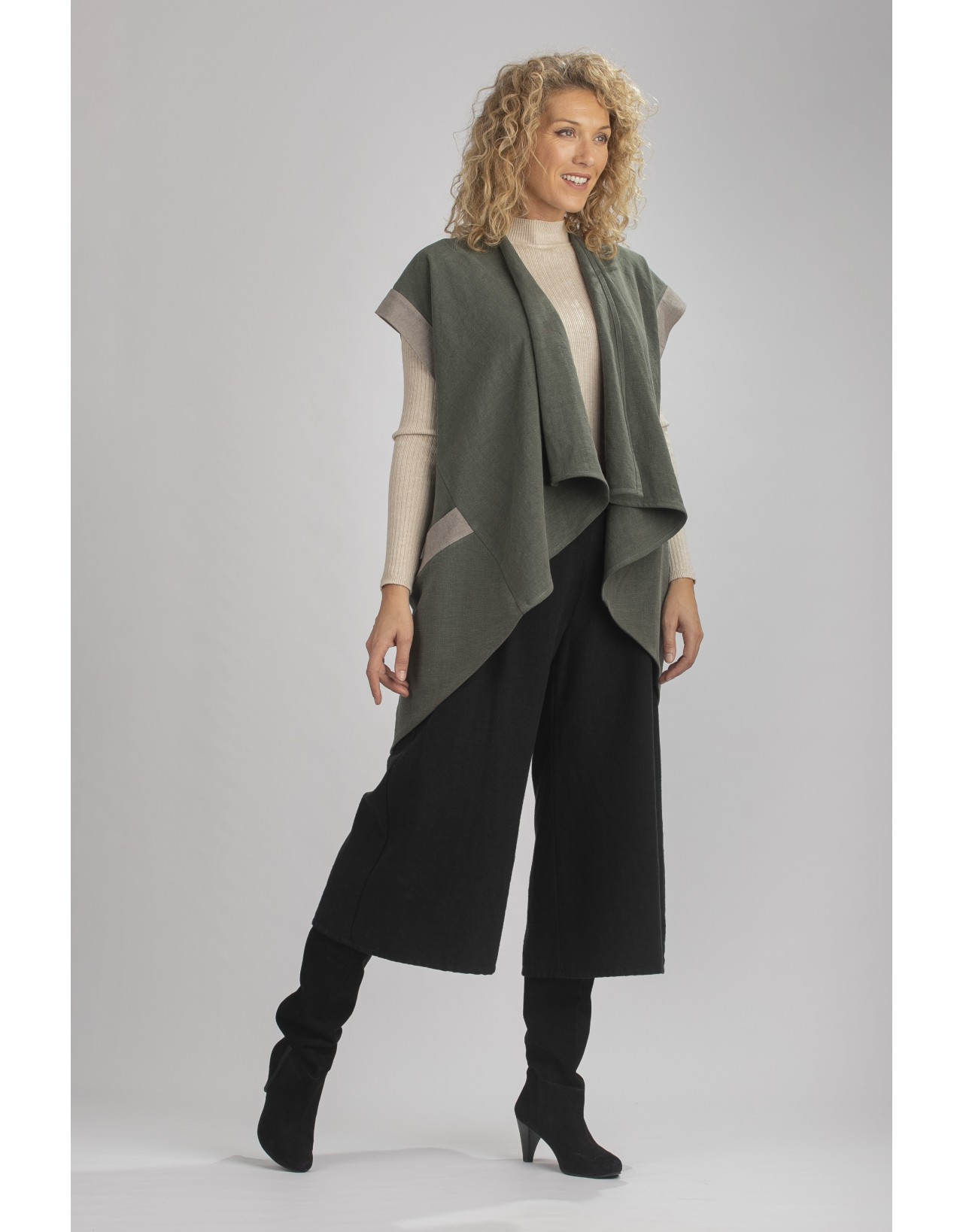 GILET VESTE ALICE SANS MANCHES EN LIN LAINE VERT AMANDE/GRIS