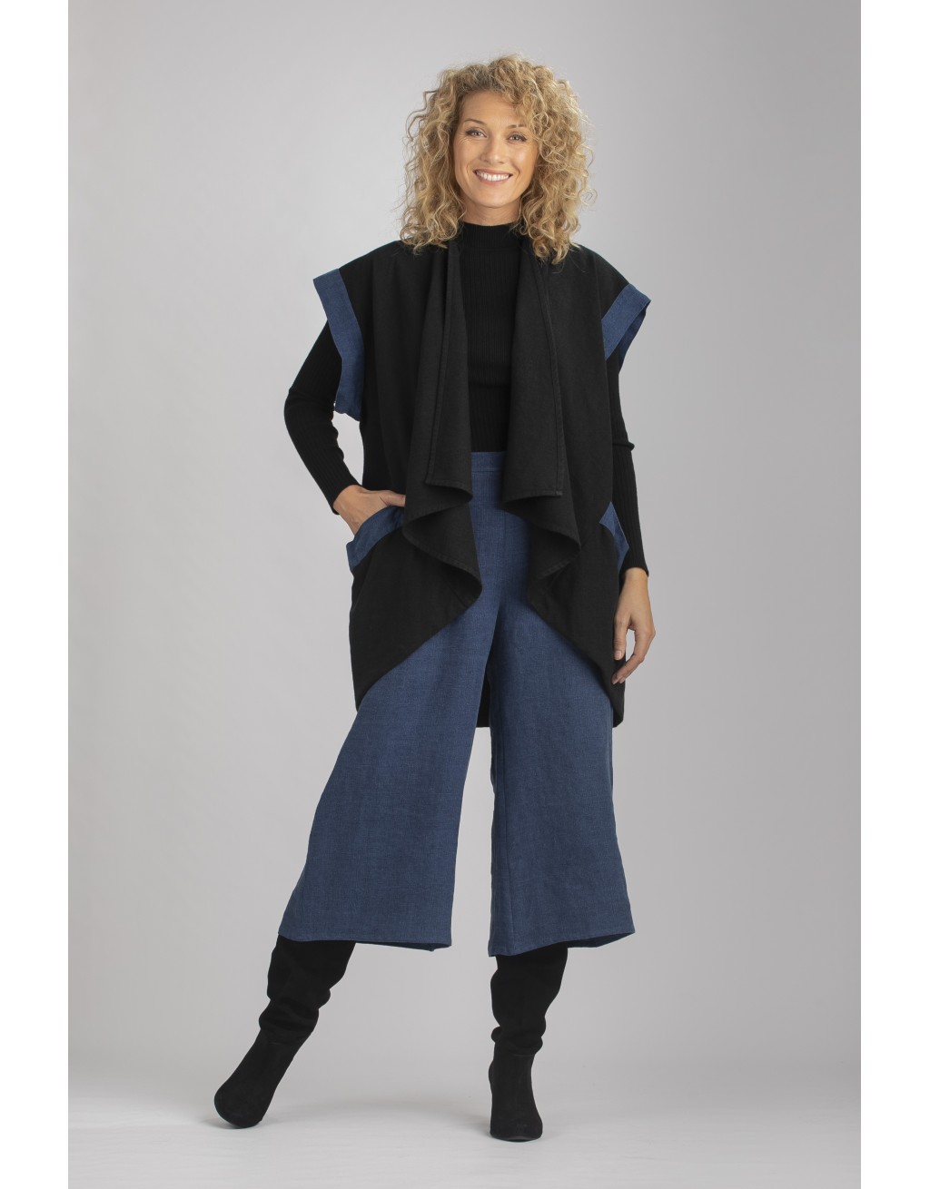 GILET VESTE ALICE BICOLORE SANS MANCHES EN LIN LAINE NOIR/INDIGO (Délai 15 jours)
