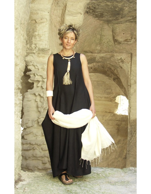 ROBE LONGUE NOIRE EN LIN et TENCEL