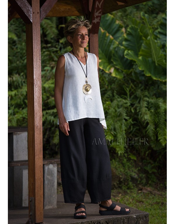 PANTALON  EN LIN NOIR ET TOP EN VOILE DE LIN BLANC