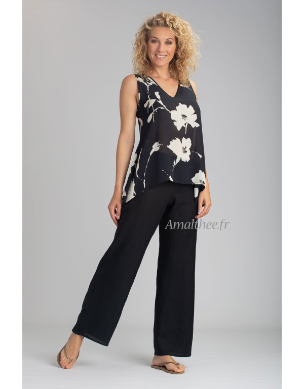 TOP VESUVE AVEC IMPRIMES FLORALES SUR PANTALON NOIR