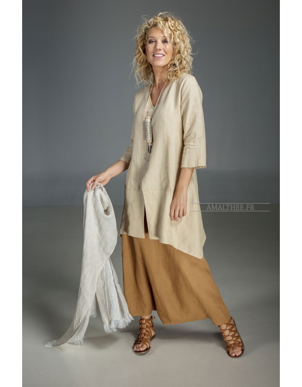 LONGUE CHEMISE EN LIN BEIGE SABLE EMILIE AVEC MANCHES TROIS QUART ET SAROUEL JUPE COULEUR TABACCO