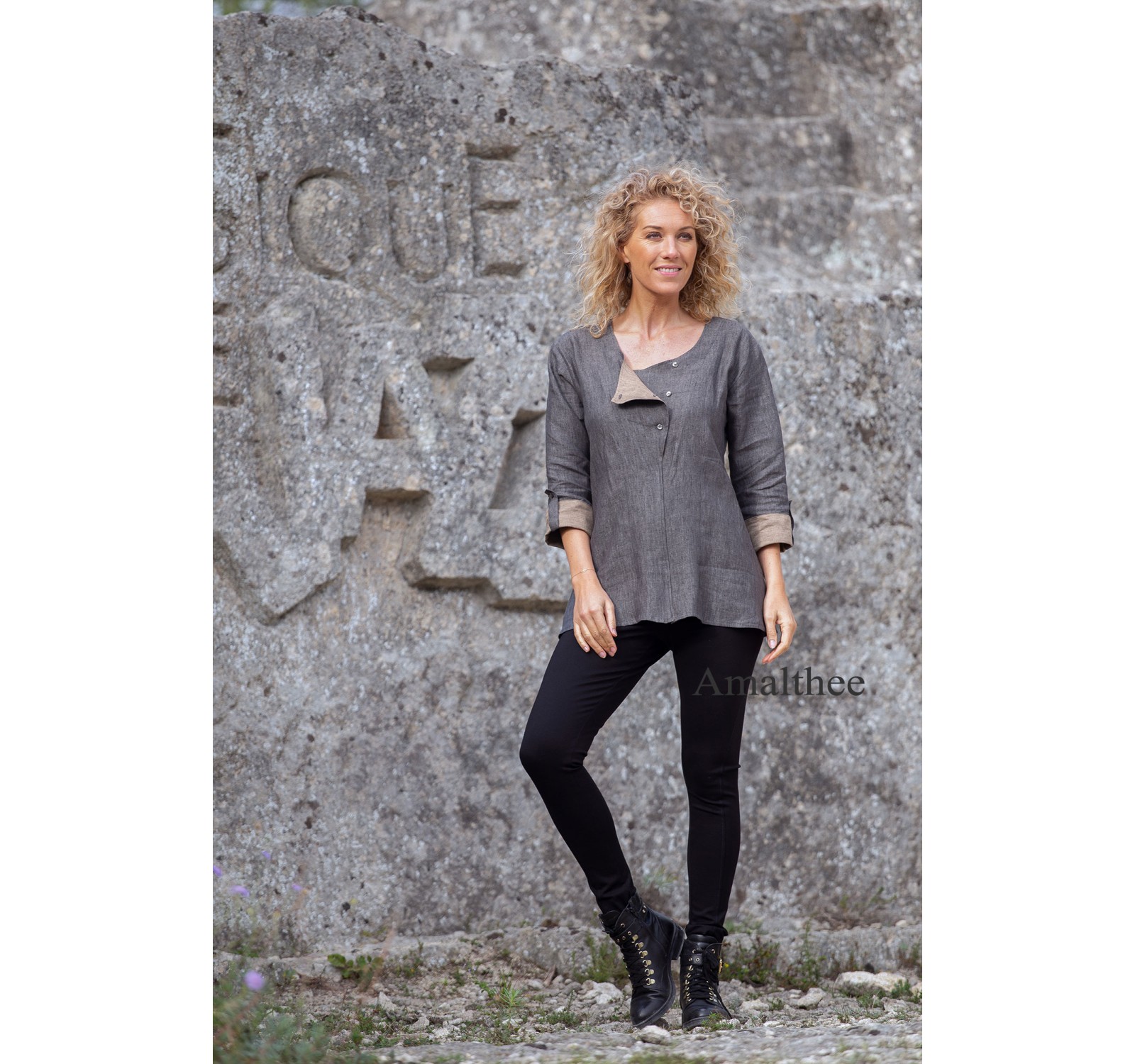 TUNIQUE MATHILDE BICOLORE EN LIN CHAMBRAY GRIS PIERRE/TAUPE AVEC LE JEGGING NOIR