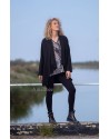 MANTEAU LISE EN LIN LAINE COULEUR NOIR AVEC DRAPE SUR LE DEVANT AVEC LA TUNIQUE ALAYA DESTRUCTUREE