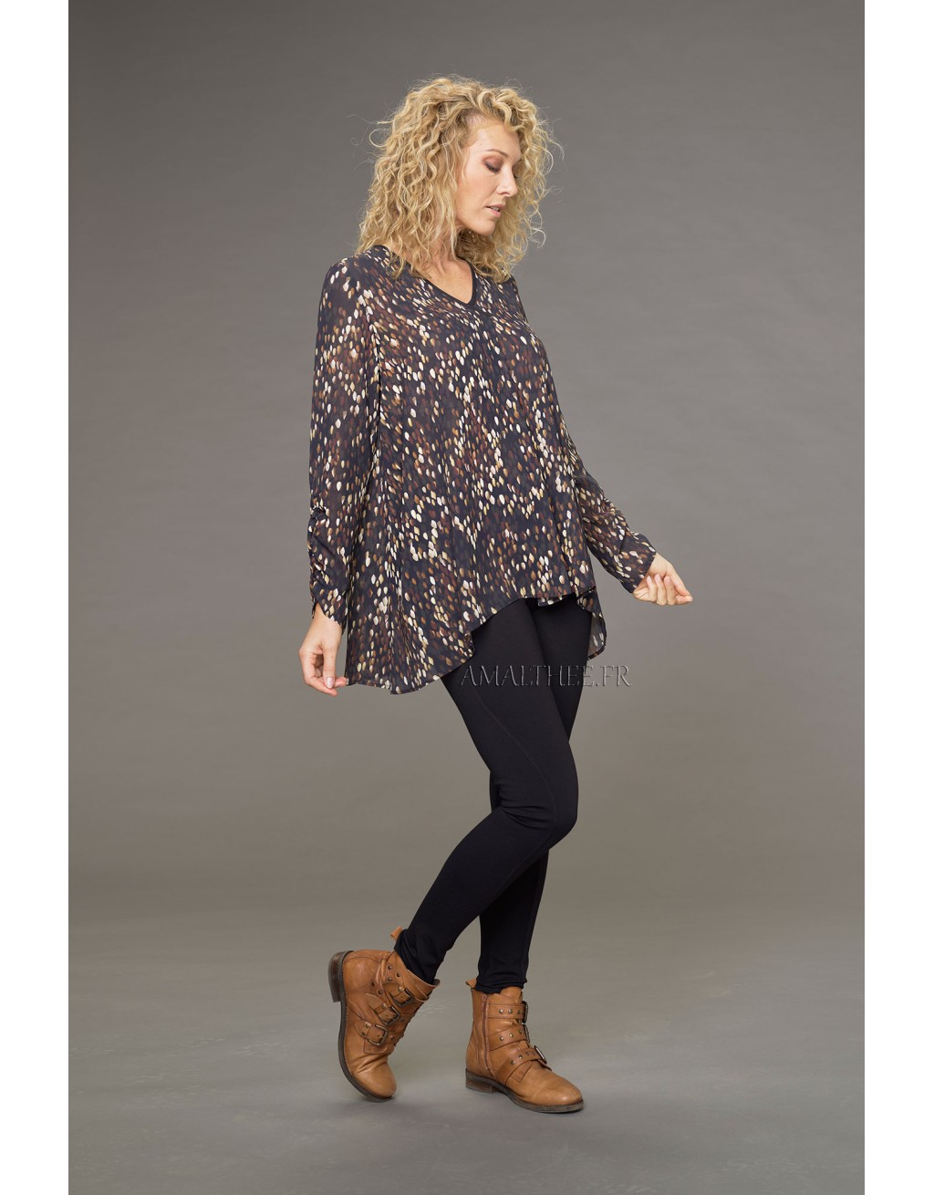 TUNIQUE ALAYA FLUIDE AVEC IMPRIMÉ D'AUTOMNE ACCOMPAGNÉE DU JEGGING NOIR