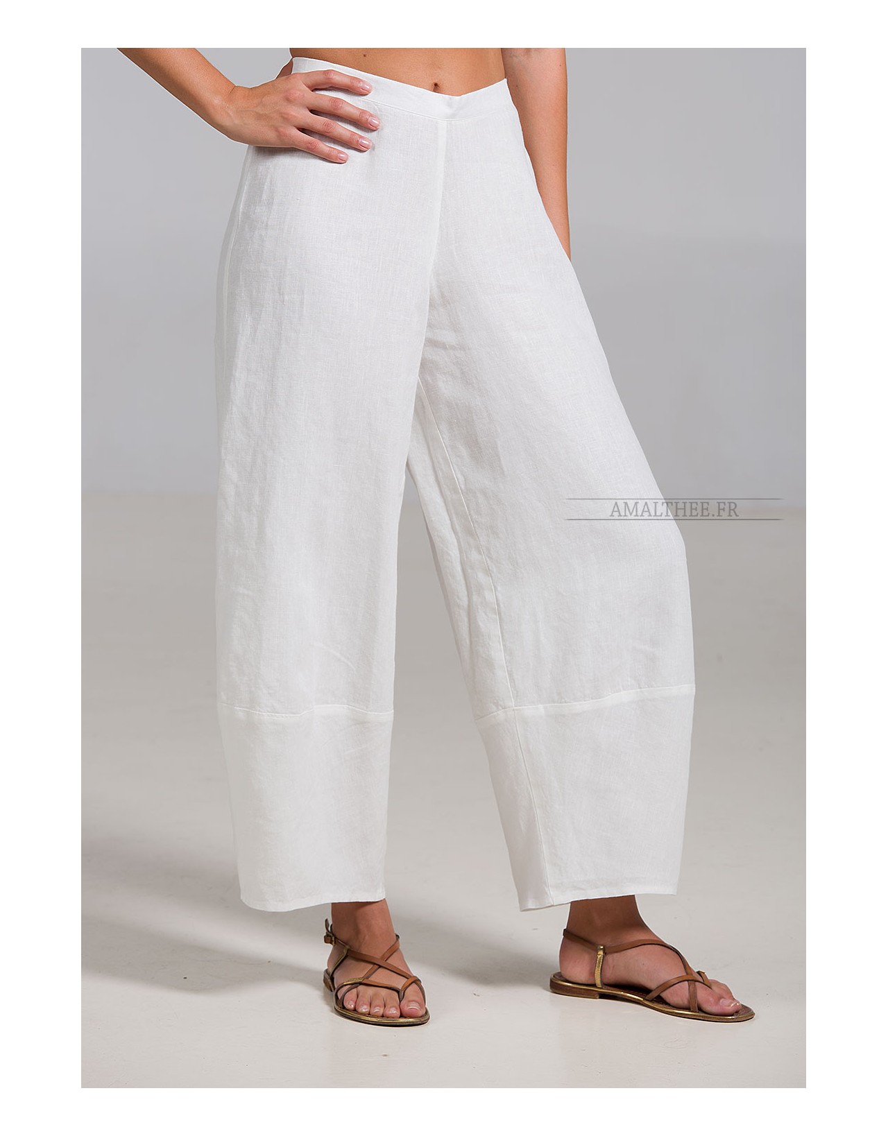 Pantalon large Bulle en lin blanc cassé